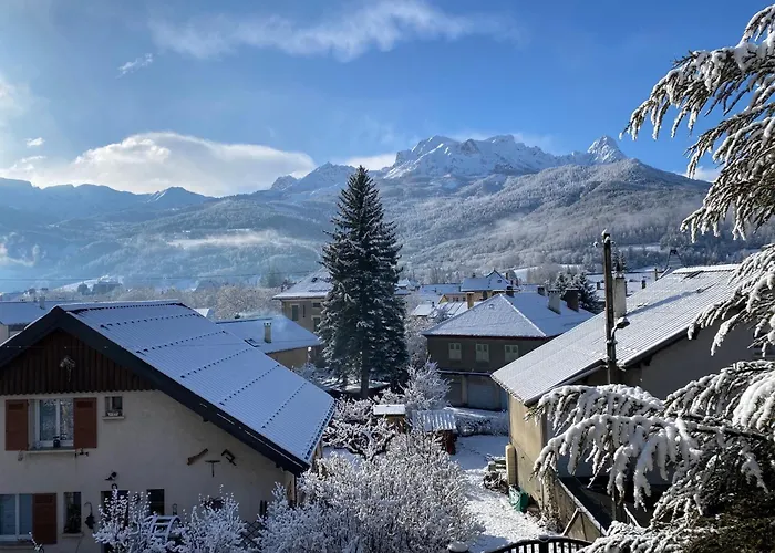 Villa Meyronnes 3 Chambres Vue Degagee Montagnes